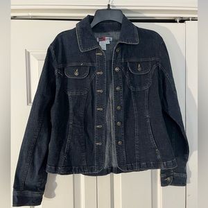 Women’s dark denim jacket.